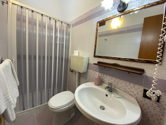 Bathroom 3, Le Ortensie Appartamento Grande, Trapani