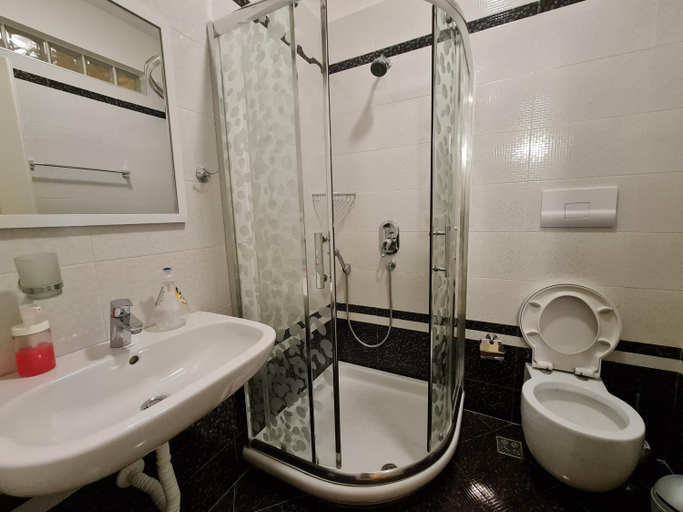 Bathroom 4, Diamond Holiday Apartments Vlore, Vlorës