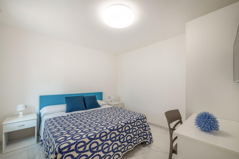 Bedroom 3, Maelle Apartments, Napoli