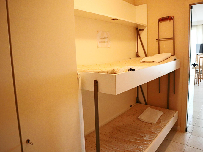 Bathroom 2, Studio in Nieuwpoort with Stunning Sea View, West-Vlaanderen
