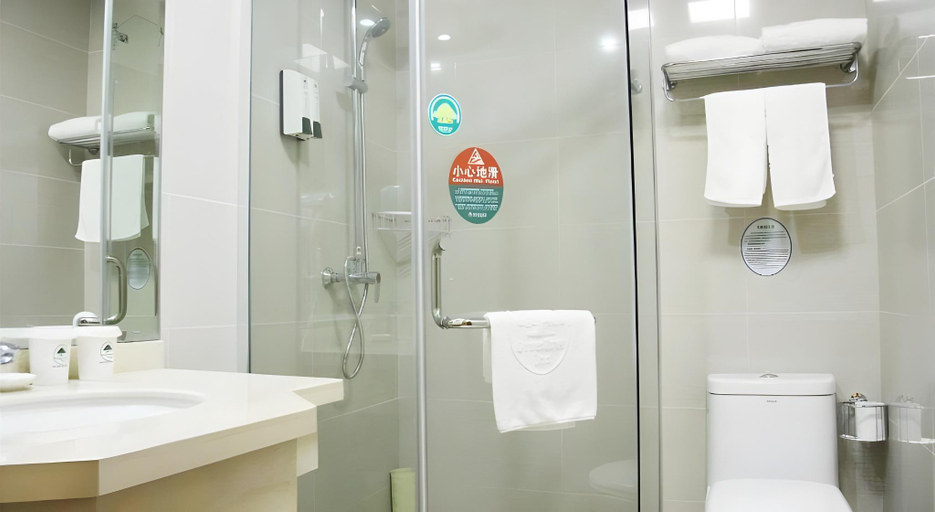 Bathroom 3, GreenTree Inn BaiYin East Bus Station LanBao Road Express Hotel, Baiyin