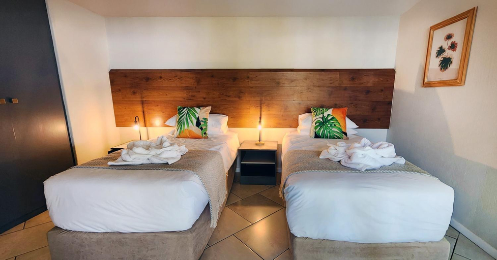Bedroom 3, Mont Aux Sources Hotel, Uthukela