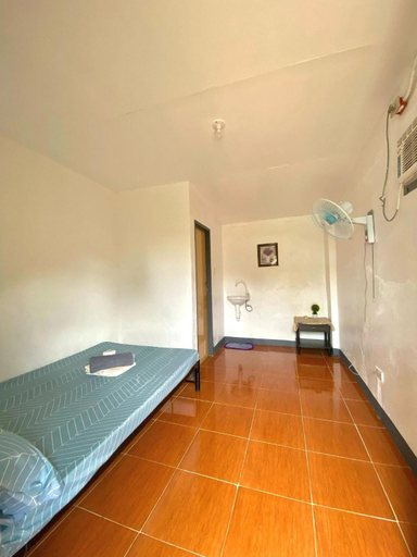 Bedroom 2, Angel Gabriel Homestay, Coron
