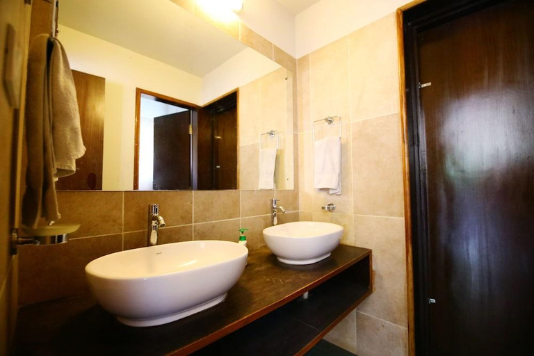 Bathroom, MACHLI A Wilderness Home, Sawai Madhopur