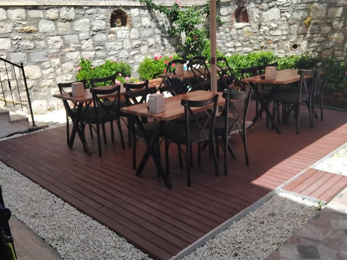 Food & Drinks 3, Eski Urla, Urla