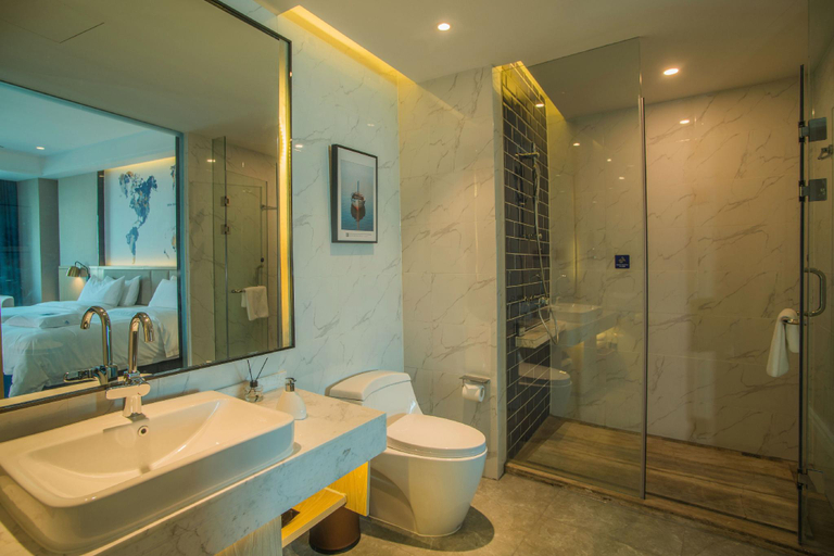 Bathroom 3, Kyriad Marvelous Hotel Tai'an Municipal Government Plaza, Tai'an