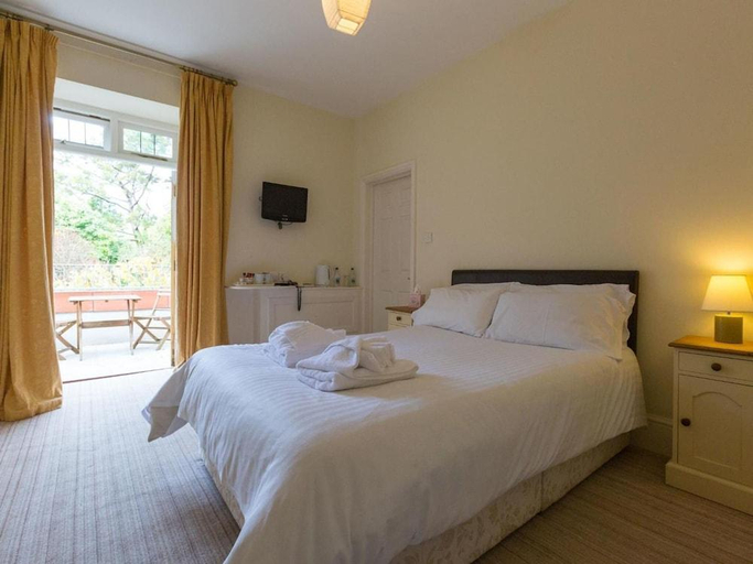 Bedroom 2, The Hunters Inn, Devon