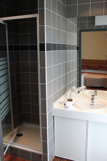Bathroom, Domaine d'Ariane, Haute-Garonne