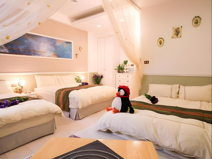 Bedroom 2, Flower Heart Bed and Breakfast, Hualien