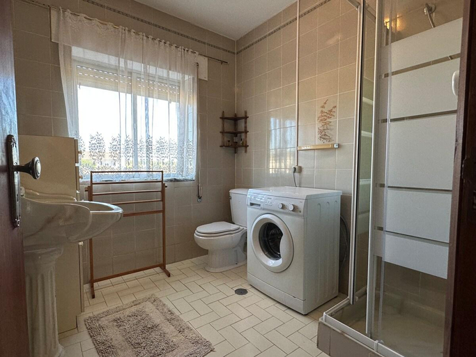 Bathroom 4, Villa Mendes Oliva, Almeida