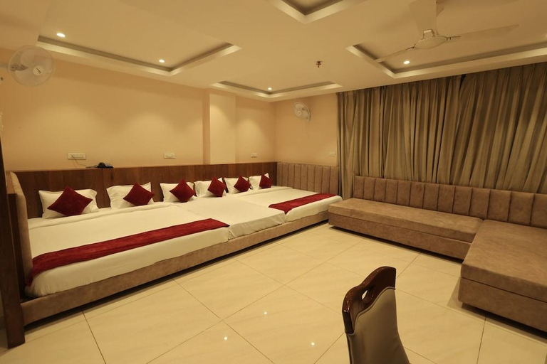 Bedroom 2, Krishna Hotel and Resort, West Nimar
