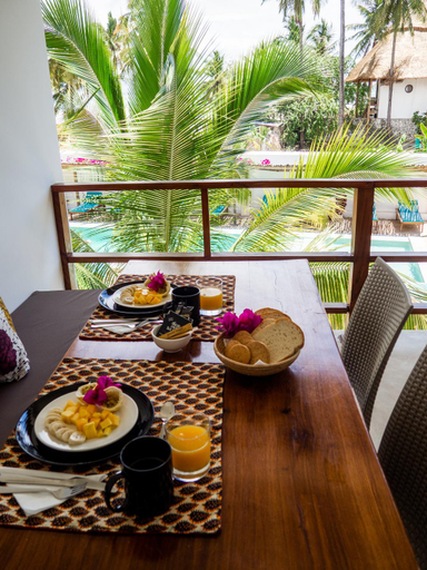 Food & Drinks 4, Pingwe Beach Apartments, Kati