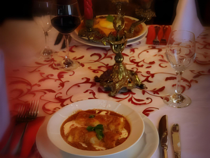 Food & Drinks 4, Castel Haller, Ogra