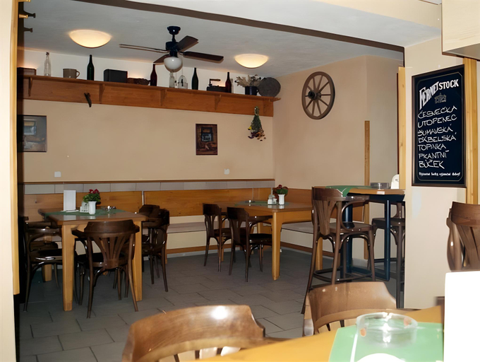Food & Drinks 5, Penzion U Trebonskeho kola, Jindřichův Hradec