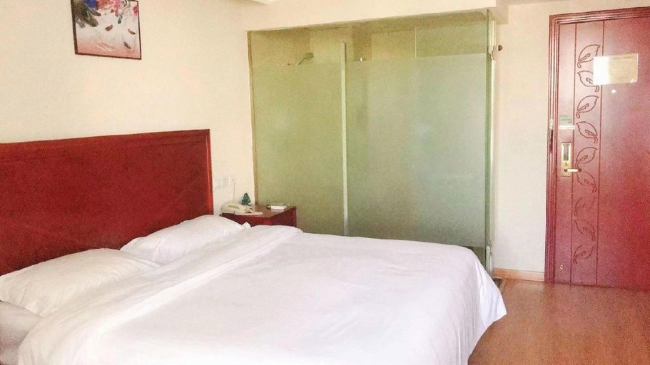 Bedroom 2, GreenTree Inn Tianjin JinNan ShuangLin Metro Station Express Hotel, Tianjin