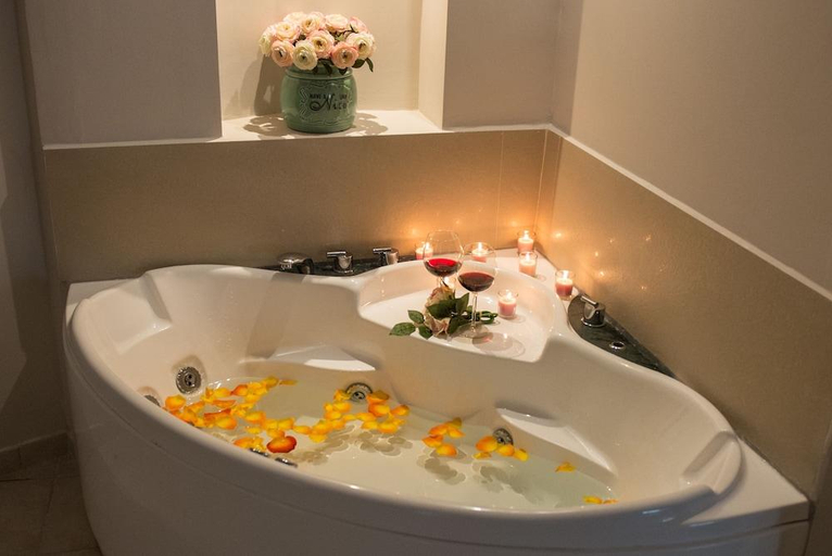 Bathroom 4, Lefkadio Suites, Ionian Islands