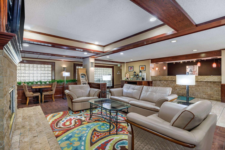 Public Area 2, Quality Suites Addison - Dallas, Dallas