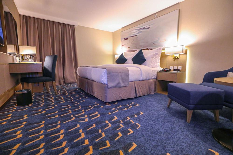 Bedroom 3, GOLDEN TULIP AL WAHA HOTEL - UNAYZAH