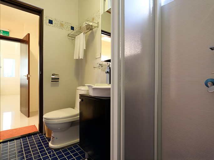 Bathroom 4, Tarokobay Bed and Breakfast, Hualien