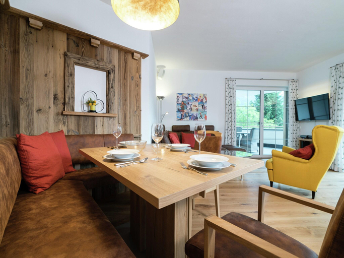 Others 5, Chalet in Sankt Johann near Ski Slopes, Sankt Johann im Pongau