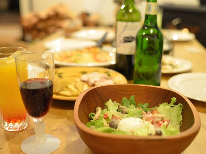 Food & Drinks 5, Pension & Cafe Cruise, Shika
