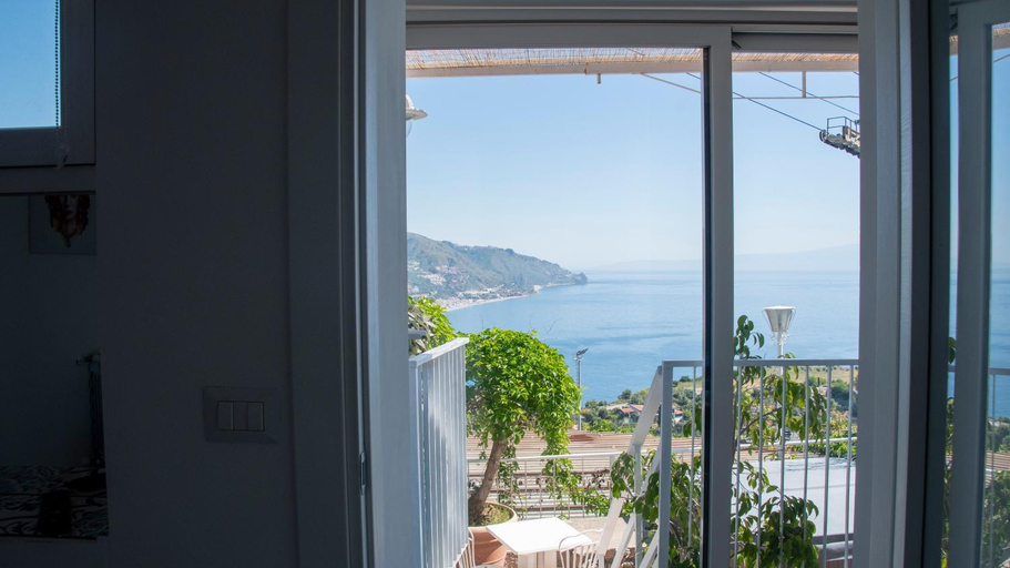 Others 3, Dream View Suites Taormina, Messina