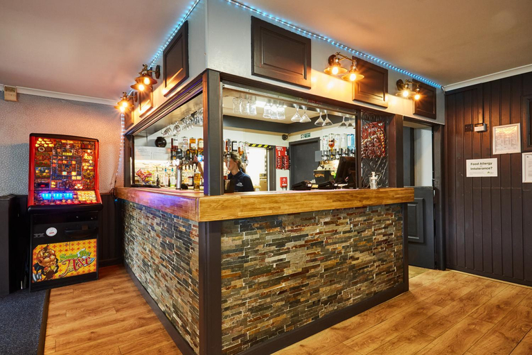Food & Drinks 5, Campsie Glen Holiday Park, Stirling