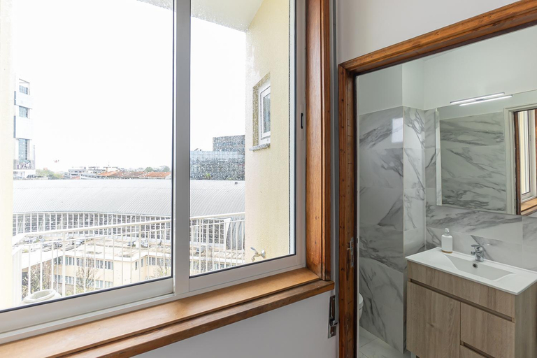 Bathroom, Lolla's City House, Porto