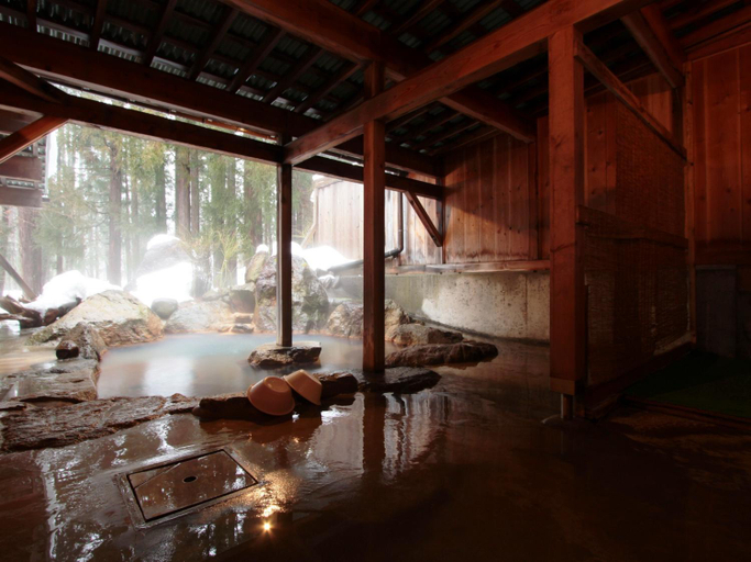 Others 2, Yunohirakan, Takayama