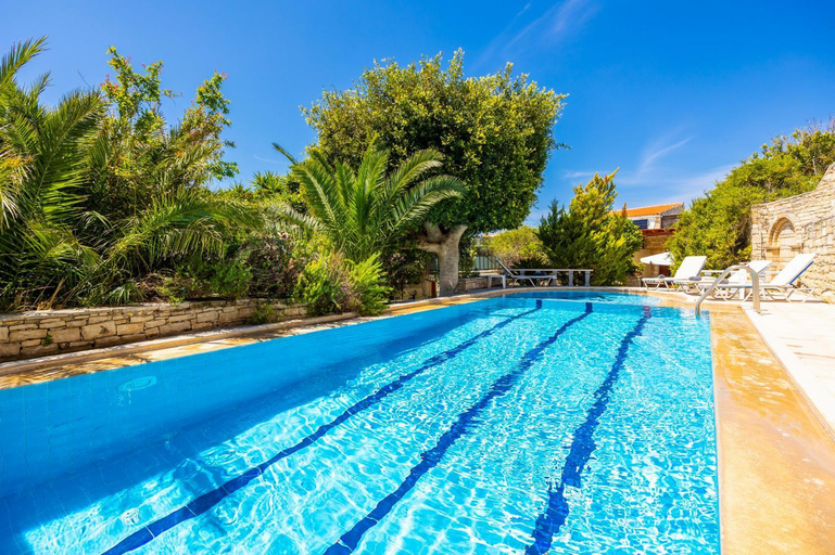 Facilities 4, Villa Anta, Crete