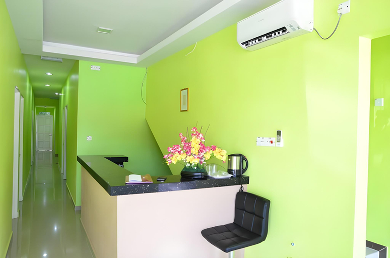 Others 5, Deena Hotel, Gua Musang
