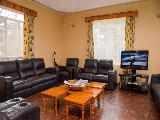Public Area, Nelly's Guesthouse, Lilongwe City