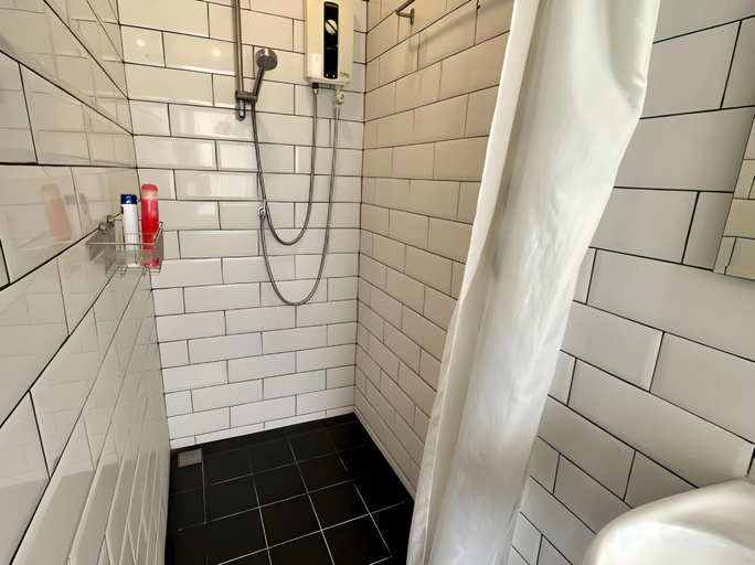 Bathroom 3, The cute silom hostel, Bang Rak