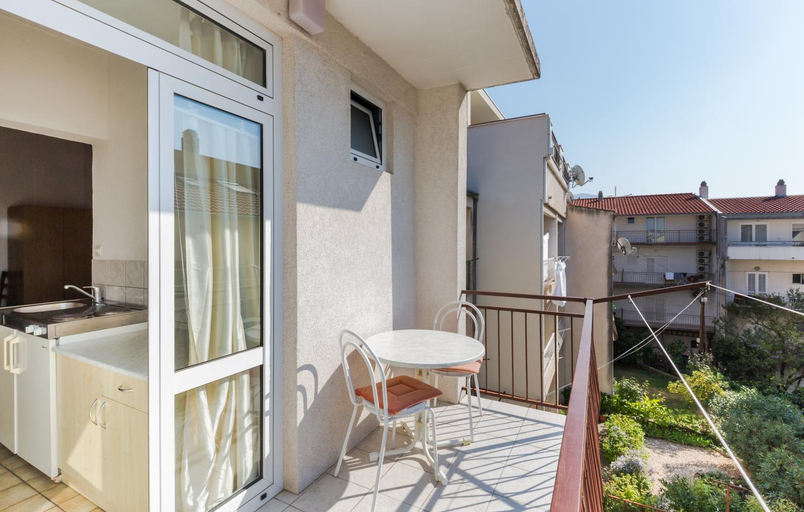 Others 5, Apartmani Mara, Makarska