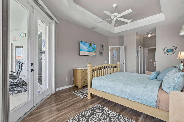 Bedroom 2, Sunshine Escape by Distinctive Beach Rentals, Lee