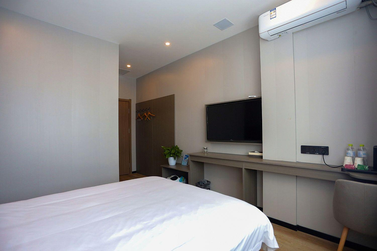 Bedroom 2, Shell Hotel Rizhao Wanpingkou Lighthouse Scenic Area 2nd Haibin Road, Rizhao