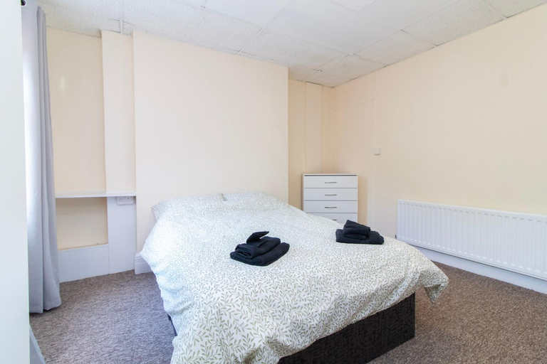 Bedroom 2, Brookvale Guest House Room 14, Southampton