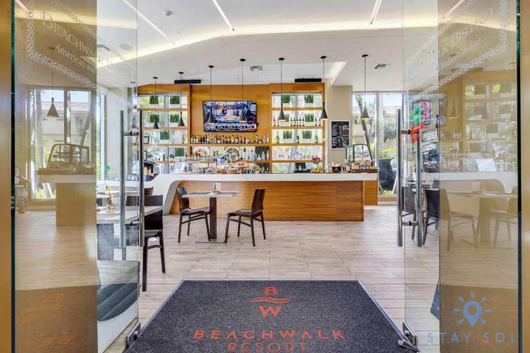 Food & Drinks, Infinite View| Balcony+ Amazing Pool+ Near Beach, Broward