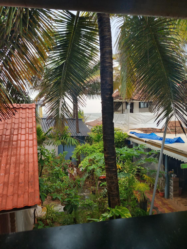Others 5, Monsoon, South Goa