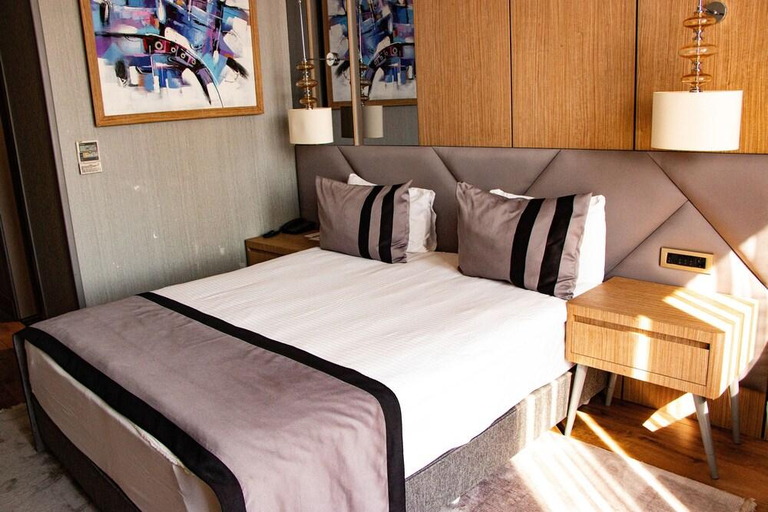 Bedroom 2, B&C Hotel, Merkez