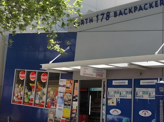 Others 4, Perth 178 Backpackers ( Valid Passport Required For Check In ), Perth