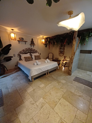 Bedroom 3, Hebergement insolite avec jacuzzi privatif Millau, Aveyron
