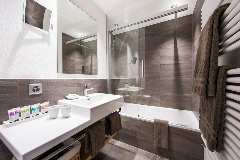 Bathroom 4, Chesa Valese, Visp
