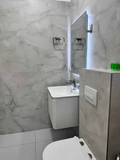 Bathroom 5, Rooms by the sea, Vlorës