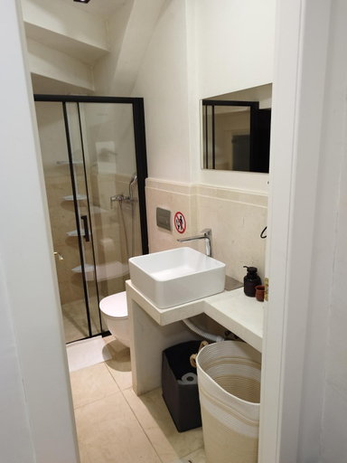 Bathroom 3, Candia Strada, Crete