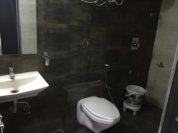 Bathroom 4, Hotel Nova Cross Road, Rajkot
