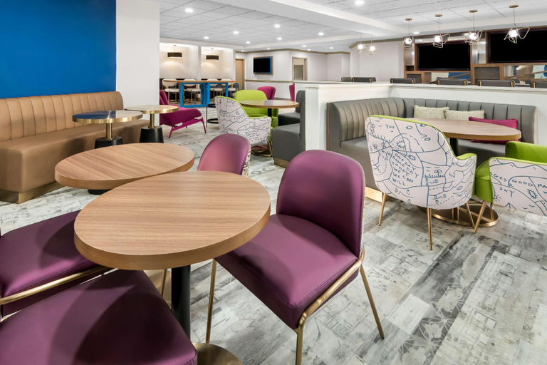 Food & Drinks 5, Big Country Hotel & Suites, SureStay Collection by BW, Taylor