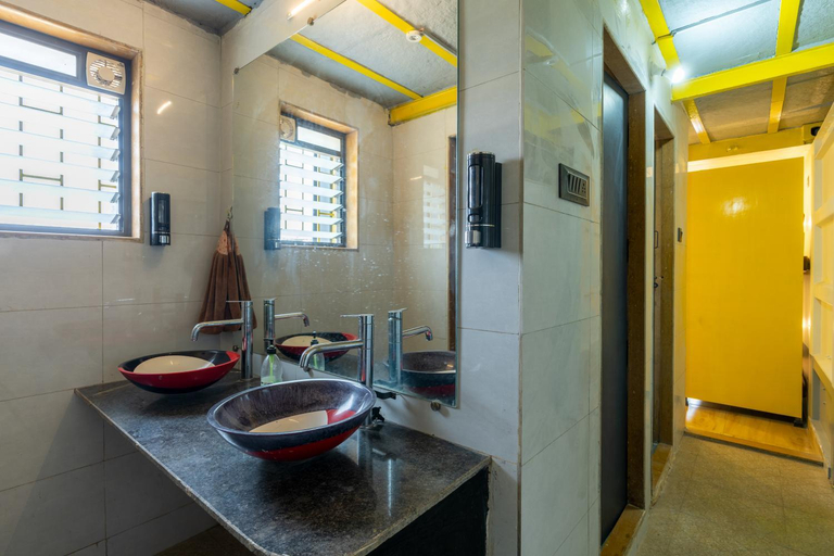 Bathroom 5, Boxtel Lonavala, Pune