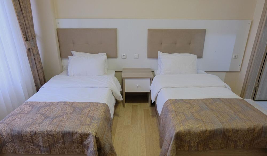 Bedroom 4, Konuk Otel, Merkez