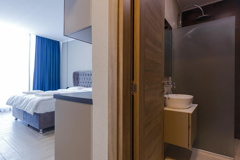 Bathroom 4, Panorama Kvariati, Batumi